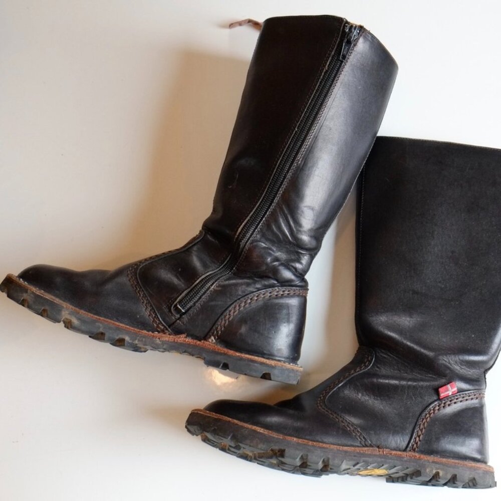Duckfeet Women's Leather Boots w NEW Vibram Soles Sz. EU 38 US 7.5/8